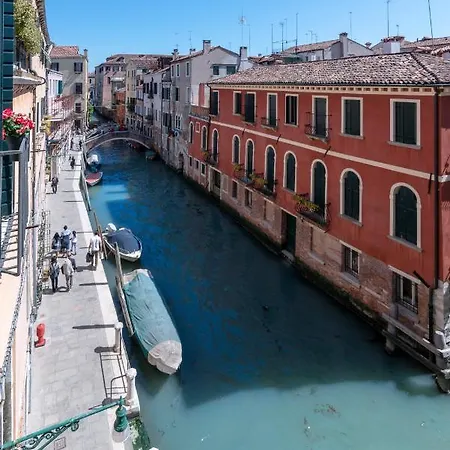 Casanova Deluxe By Wonderful Italy * Venice