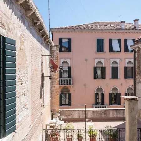 Apartment Casanova Deluxe By Wonderful Italy